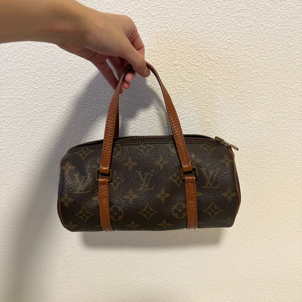 [currently unavailable] Louis Vuitton Monogram Papillon 26